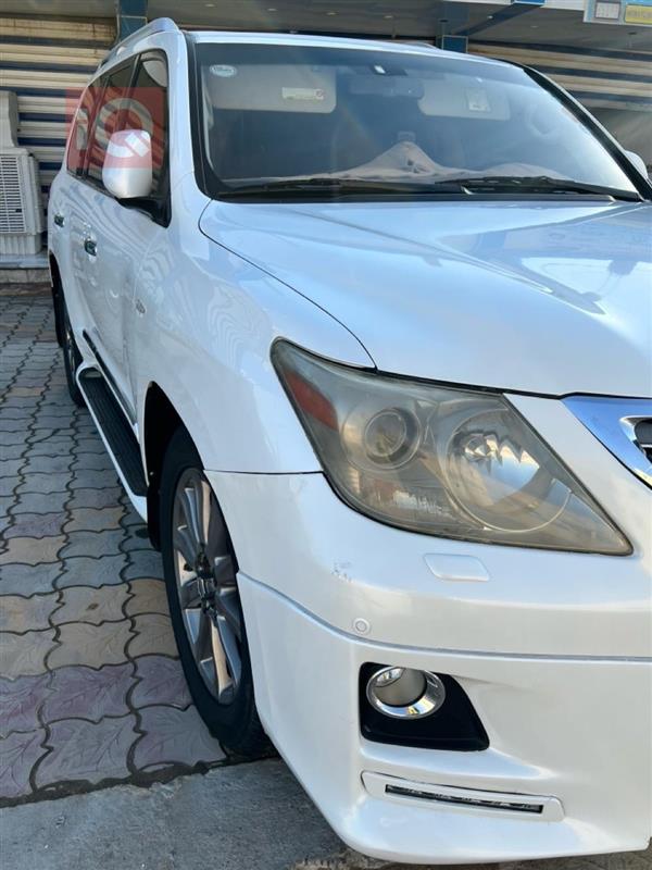 Lexus LX 2011 for sale in Iraq - Najaf